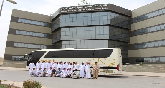 صحة الرياض تنفذ برنامج العمرة رمضانية لمنسوبيها