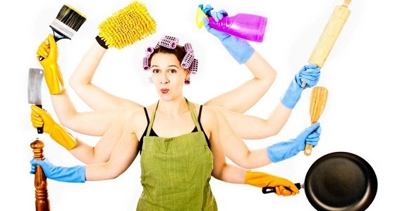 نصائح لتتجنبي آلام الظهر خلال القيام بالأعمال المنزلية