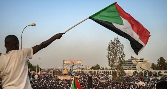 المجلس العسكري السوداني يدعو لانتخابات مبكرة