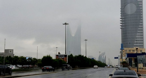 &#8221; الحصيني &#8221; يحذر: استمرار هطول الأمطار على مكة والرياض