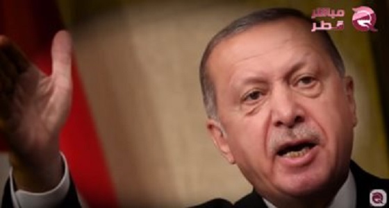 بالفيديو .. عناصر الشرطة التركية تسحل وتعذب أمهات المعتقلين بأوامر ” أردوغان “