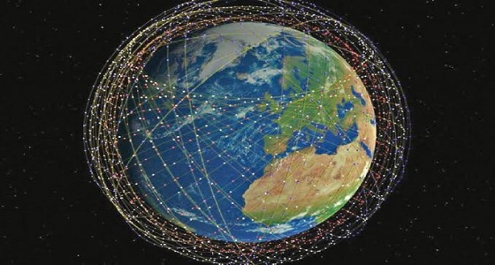 مدير مركز الفلك يتحدث عن أزمة مرورية للأقمار الصناعية في السماء 