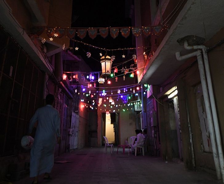 بالصور.. حارات الطائف القديمة تستعيد مكانتها في رمضان