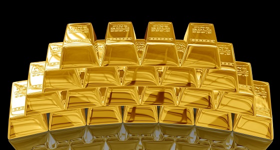 الذهب يستقر قرب أعلى مستوى في شهر