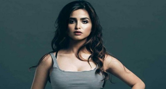 صورة حلا الترك برفقة شقيقتها غزل تثير ضجة واسعة