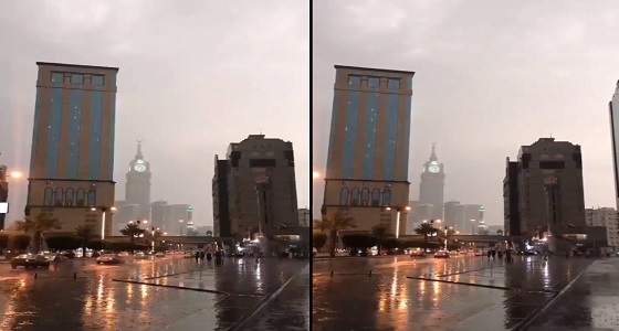 برج الساعة يشاهد لوحة فنية ممطرة في مكة المكرمة (فيديو)