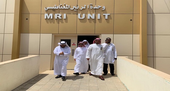 بالصور.. التويجري يتفقد الخدمات الصحية بمحافظة عفيف