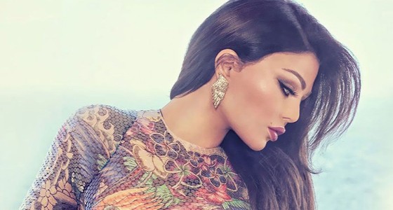 هيفاء وهبي تعاني من أزمة صحية وتنقل إلى المستشفى