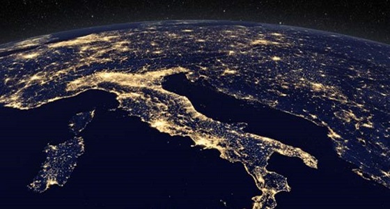 فيديو مدهش للأرض ليلا من الفضاء الخارجي 