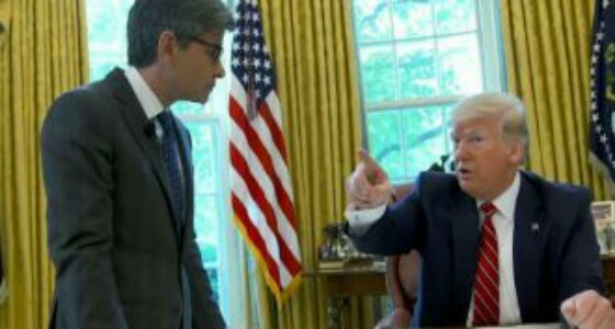 بالفيديو.. ” ترامب ” يطرد موظفا بالبيت الأبيض من مكتبه لانزعاجه من سعاله