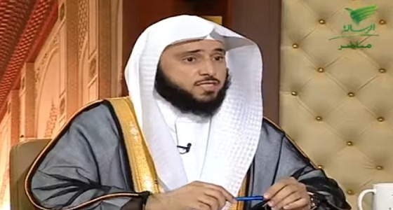 بالفيديو.. عبدالله السلمي: وجود المحرم يكون عند السفر فقط