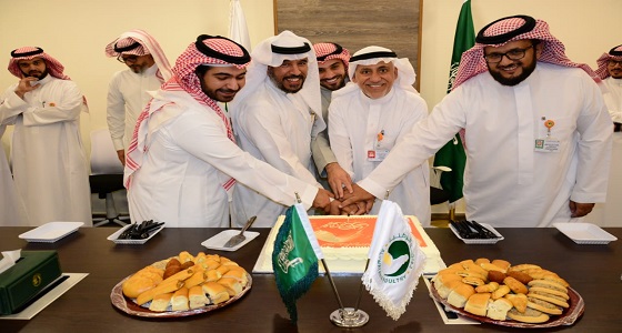 بالصور.. دواجن الوطنية تقيم حفل معايدة لمنسوبيها