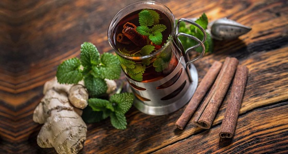 مشروبات تساعد في التغلب على ” انتفاخ المعدة “