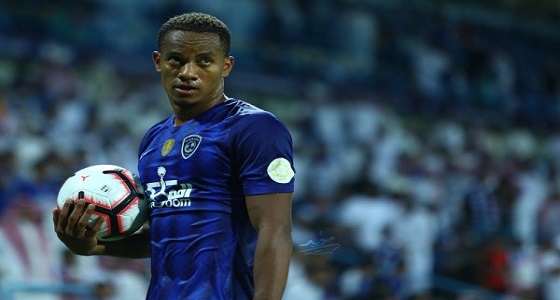 صورة وراء غضب الجماهير من ” كاريلو ” محترف الهلال