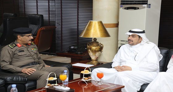 بالصور.. مدير شرطة الرياض يلتقي بأعضاء ” عناية ” بمكتبه