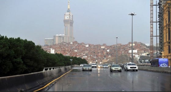 أمطار خفيفة على مكة