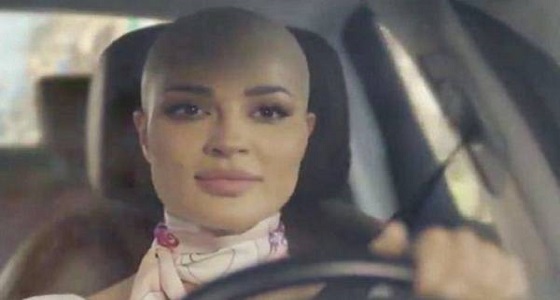 نادين نسيب تصدم جمهورها بحلاقة شعرها