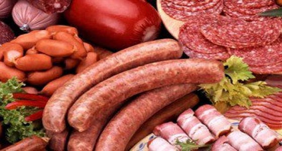 4 أنواع منتشرة من الأطعمة تسبب سرطان الثدي