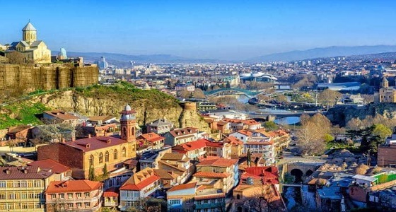 ” لؤلؤة القوقاز ” تسحب البساط من تركيا وتتحول كوجهة السياحة الأولى للخليجيين