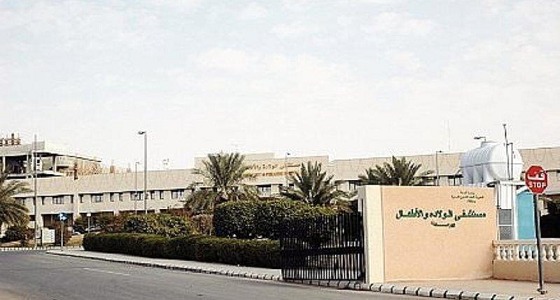 طبيبتان سعوديتان في مستشفى الولادة تنقذان مريضًا من جلطة قلبية