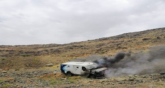 فيديو يوثق لحظة احتراق سيارة نقل الأموال ببيشة