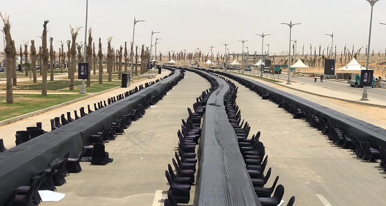 بطول 3000 متر.. مصر تقيم أطول مائدة إفطار رمضانية في العالم