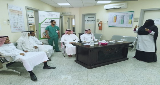 بالصور.. إهتمام كبار السن وتعريفهم بمرض ” هشاشة العظام “