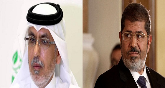 قطر تستمر بنشر الأكاذيب.. إعلامي قطري يحرض المصريين بعد وفاة محمد مرسي
