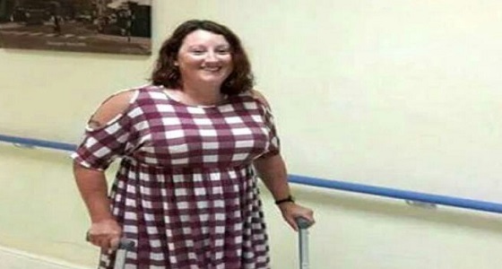 زجاجة عطر تتسبب في بتر ساق سيدة بعد سقوطها بالخطأ على قدميها 