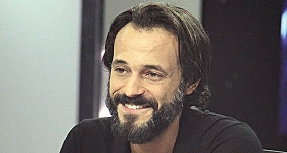 يوسف الشريف يكشف تفاصيل عن مسلسله الجديد.. وجمهوره: ” مسروق من فيلم أجنبي ” 