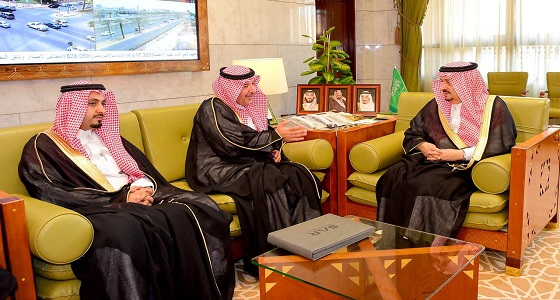 أمير الرياض يستقبل الرئيس التنفيذي للشركة السعودية للخطوط الحديدية