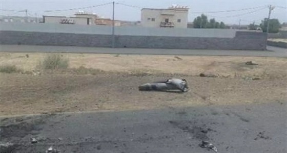 سقوط مقذوف حوثي بالقرب من محطة تحلية المياه بالشقيق التابعة لجازان