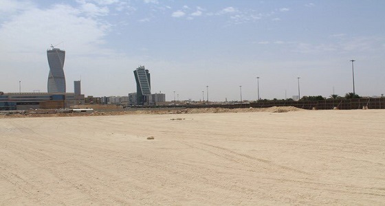 بالصور.. إزالة أكثر من 63 ألف متر مخلفات وأنقاض بأحياء العليا