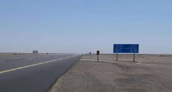 إصابة 20 معتمر في انقلاب حافلة على طريق ” عفيف – ظلم “