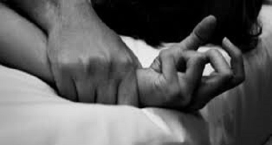 رجلا أمن يغتصبان امرأة.. والشرطة تطيح بهما 