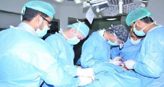 في واقعة غريبة.. إخراج مجوهرات بقيمة 66 ألف دولار في معدة سيدة هندية