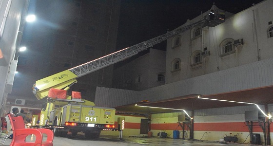 إصابة امرأة إثر اندلاع حريق في شقة بعمارة سكنية بجدة &#8221; صور &#8220;