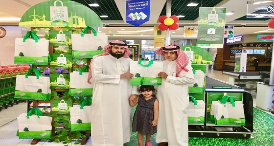 لولو تتفاعل مع اليوم العالمي للتوقف عن استخدام الاكياس البلاستيكية