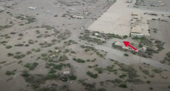 تدمير مخزن أسلحة وآلية قتالية تابعة للحوثيين بالحديدة