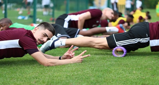 بعد تغيبه لظروف عائلية.. عودة شاموسكا إلى معسكر الفيصلي 