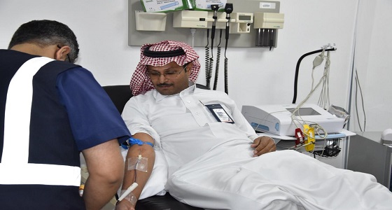 منسوبو ” السعودية للكهرباء ” يتبرعون بالدم في القطاع الجنوبي