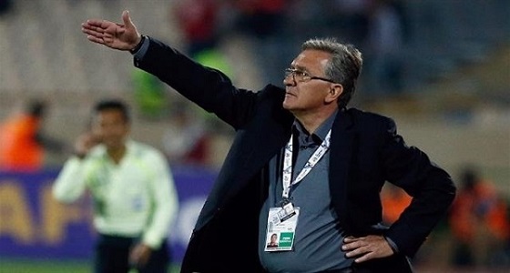 لاعبا الأهلي يغادران بأمر ” إيفانكوفيتش “