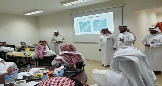 بالصور.. وفد من جامعة الملك سعود يزور إدارة التدريب والابتعاث بتعليم الرياض