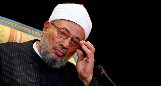 القرضاوي يصدر تطبيق يحرض على التطرف.. وفرنسا تدعو لحظره