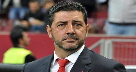 فيتوريا يعتزم التعاقد مع محترف أجنبي بديلا لأحمد موسى 