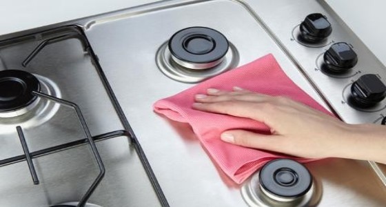 خطوات سهلة لتنظيف عيون الغاز