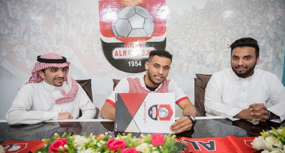 رسميا.. ” الرائد ” يبرم 4 صفقات استعدادا للموسم الجديد