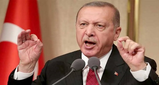 أردوغان يواصل سياسة تكميم الأفواه.. اعتقال مواطن تركي تقدم بشكوى ضده 