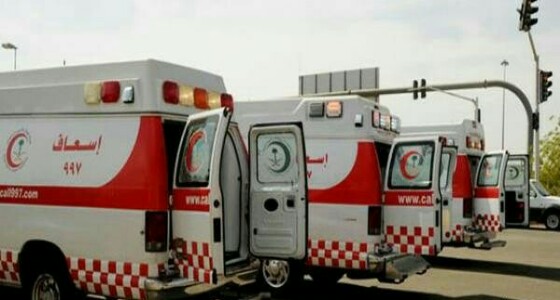 إصابة 7 أشخاص إثر حادث انقلاب شاحنة بجدة