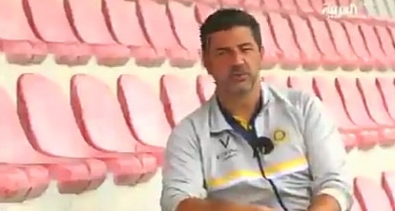 بالفيديو.. فيتوريا يكشف ما وراء الملعب ويتحدث عن طموحاته والفراغ الإداري